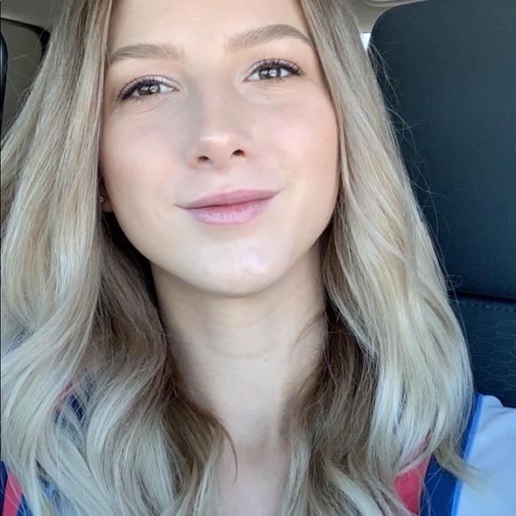 Meet your Posher, Lyndsey - Picture 1 of 5